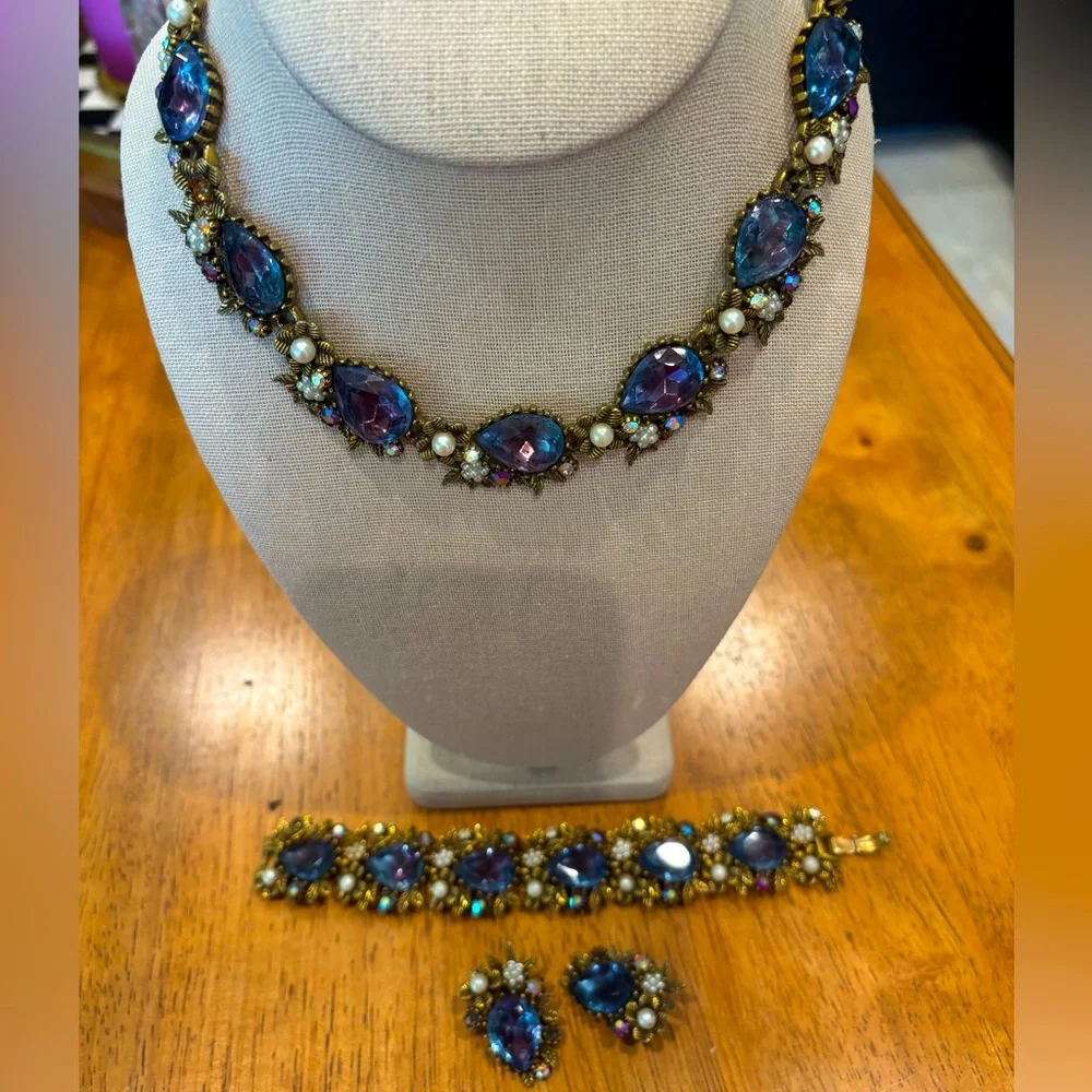 Vintage 50-60’s era necklace, bracelet & earrings set - Picture 5 of 7
